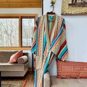 Highway Robery Flugleman Robe